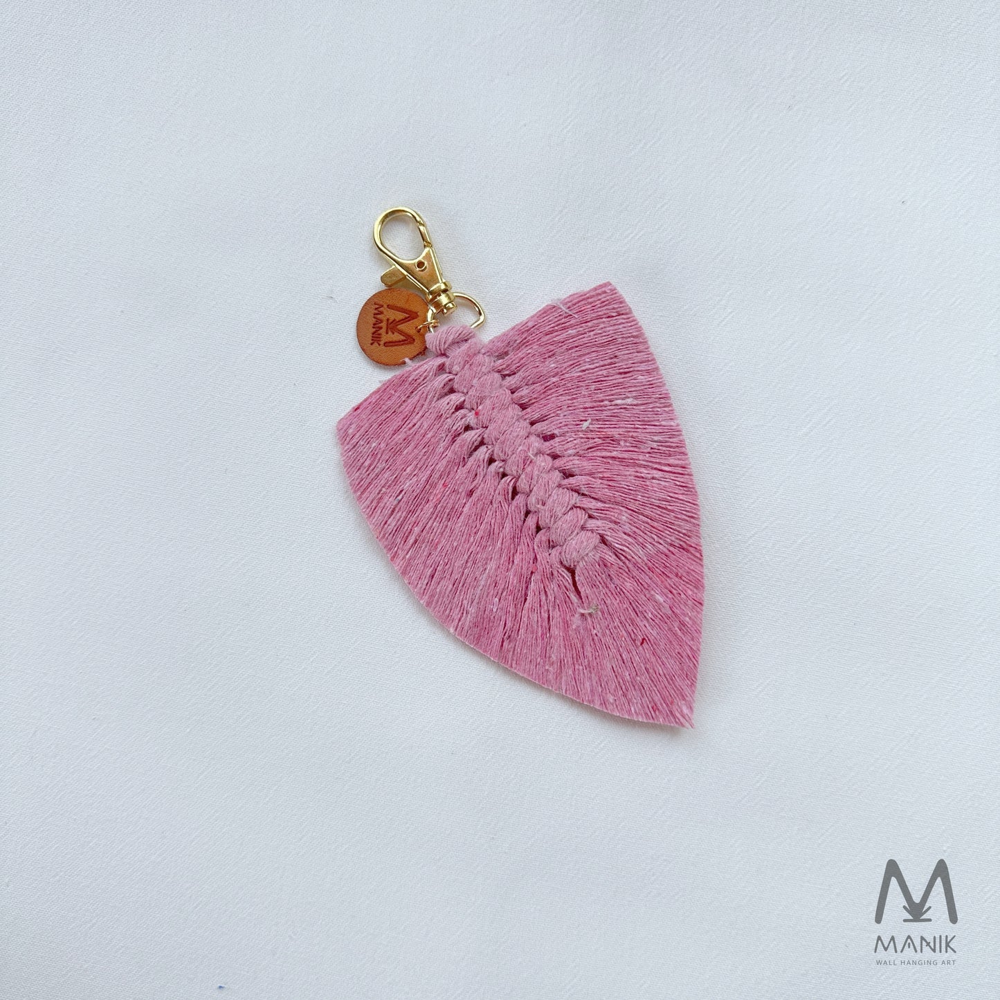 PLUMA M